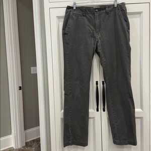 Gap Khakis Vintage Straight Fit gray Size 33 x 32 100% Cotton